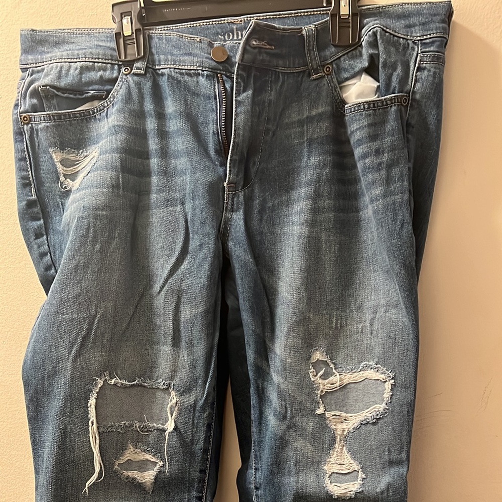 Distress jeans from New York and Company lightly worn